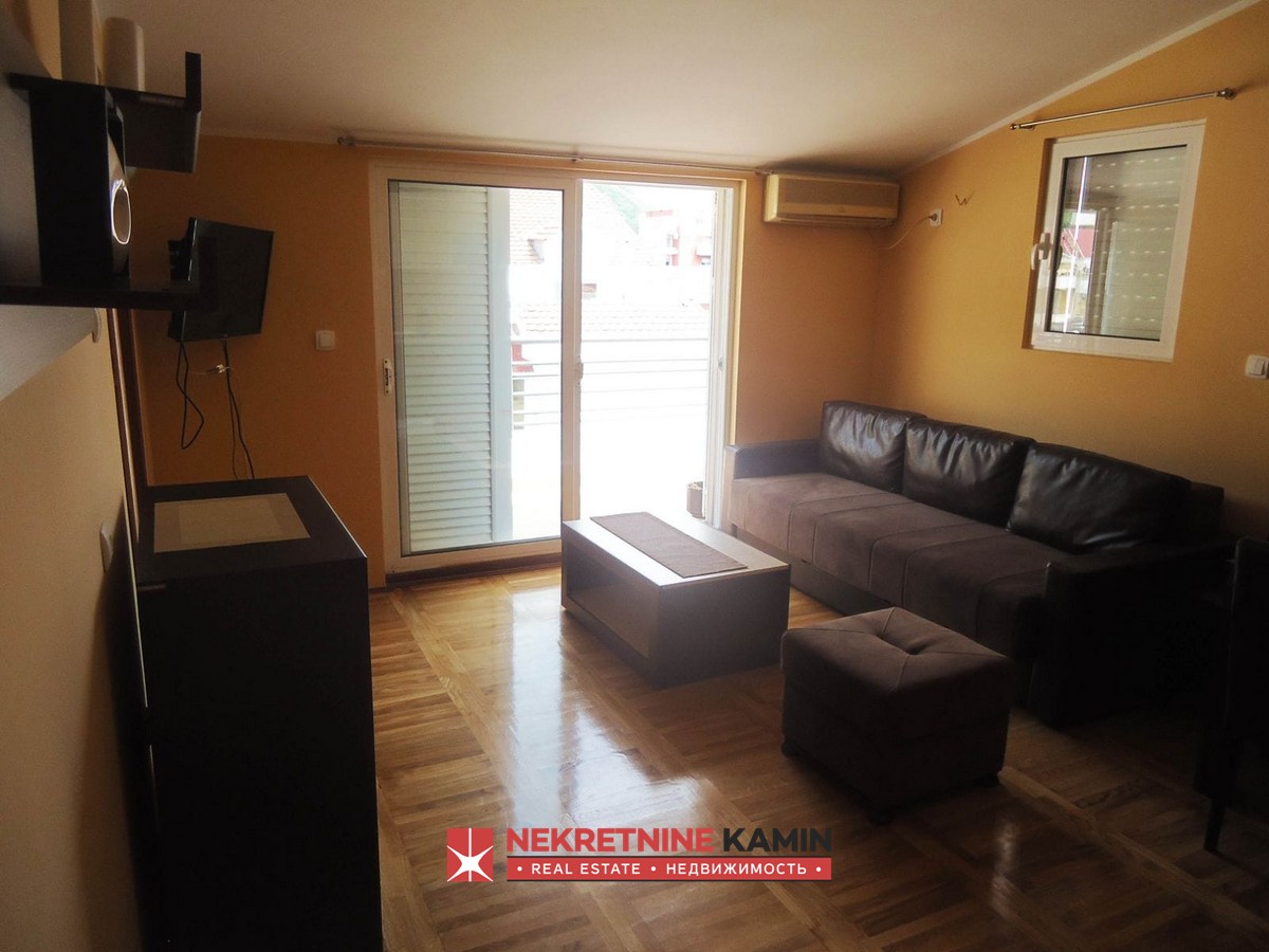 Jednosoban stan kod restorana Zlatibor, Budva